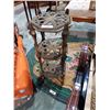 Image 1 : Fancy 3 Tier Brass Stand