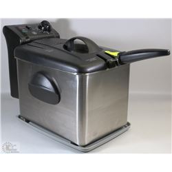 GE RESTAURANT STYLE STAINLESS STEEL DEEP FRYER W/