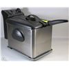 Image 1 : GE RESTAURANT STYLE STAINLESS STEEL DEEP FRYER W/