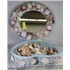 Image 1 : WICKER MIRROR WITH SEA SHELLS FRAME AND A HEART