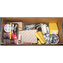 BOX OF ELECTRICAL SUPPLIES INCLUDING GFI PLUGS