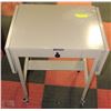 Image 1 : COMADOR METAL DESK