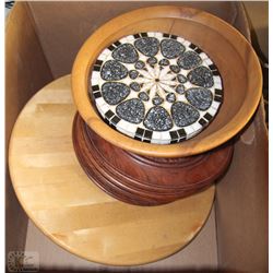 BOX OF WOODEN BOWLS & FLOWER ENGRAVED WOODEN