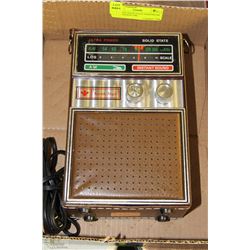 VINTAGE SOLID STATE NORTHSTAR AM RADIO(NO FM)