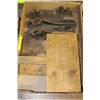 Image 1 : VINTAGE ESTATE LOT INC SHOE REPAIR ITEMS AND