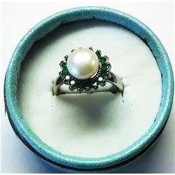 GENUINE WHITE AKOYA PEARL & EMERALD RING