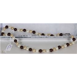 #8-SEA SHELL PEARL NECKLACE 15"