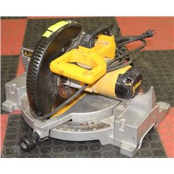 DEWALT COMPOUND MITRE SAW