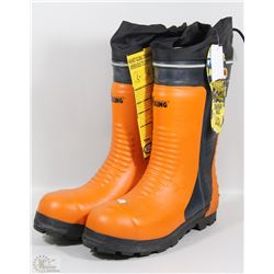 NEW MENS CHAINSAW BOOTS SIZE 9