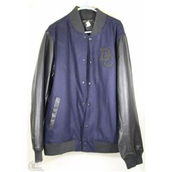DC SIZE LARGE MENS JACKET