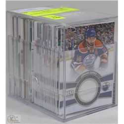 36 HOCKEY CARDS ALL JERSEYS