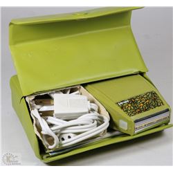 VINTAGE 1970'S PHILLIPS ELECTRIC LADY SHAVER WITH