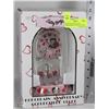 Image 1 : BETTY BOOP PORCELAIN ANNIVERSARY CLOCK WITH ROSE