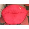 Image 1 : RED LIP SHAPED BEAN BAG CHAIR