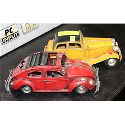 PAIR OF TWO CLASSIC CAR ORNAMENTS MADE OF METAL