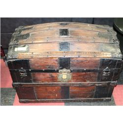 ANTIQUE 1870'S HUMPBACK PIRATES