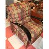 Image 1 : MODERN PRINT RECLINING CHAIR