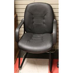 BLACK LEATHERETTE OFFICE CHAIR