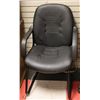 Image 1 : BLACK LEATHERETTE OFFICE CHAIR