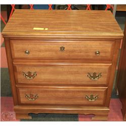 BASSETT 3 DRAWER CHEST OF DRAWERS