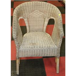 VINTAGE WICKER CHAIR