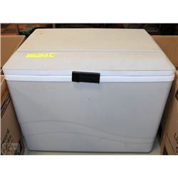 KOOLATRON COOLER WITH CABLE