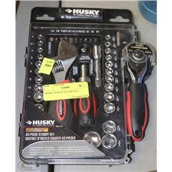 HUSKY 43 PIECE STUBBY SET