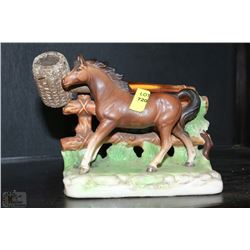 VINTAGE HORSE PIPE HOLDER