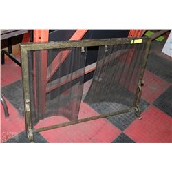 ANTIQUE BRASS  FIREPLACE SCREEN