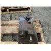 Image 1 : Tailstock Base:8.25" x 8.75", Center Height:7"
