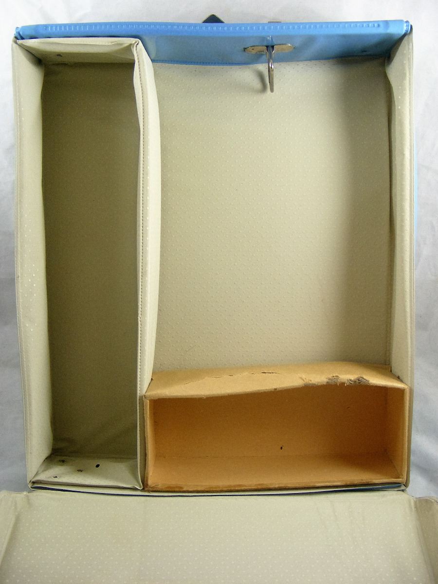 1961 barbie doll case