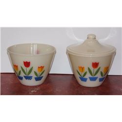 Lot Tulip Milk Glass