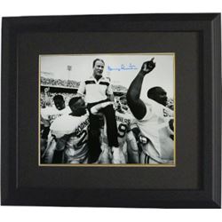 Barry Switzer Signed Oklahoma Sooners 16X20 B&W Photo Custom Framed (Carried Off Field)