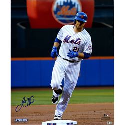 Lucas Duda Signed Rounding The Bases 16X20 Photo (MLB Auth)