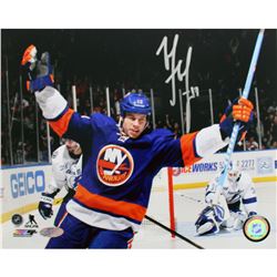 Matt Martin New York Islanders Signed 8X10 Photo