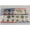 Image 2 : 1988 & 1998 US MINT SETS P/D (WITH ENVELOPES)