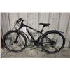 Image 1 : BLACK GIANT 27 SPEED FRONT SUSPENSION MOUNTAIN HYBRID BIKE WITH DISK BRAKES