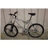 Image 1 : SILVER NO NAME 18 SPEED FRONT SUSPENSION MOUNTAIN BIKE WITH FRONT DISK BRAKE