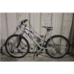 SILVER SCHWINN 21 SPEED FRONT SUSPENSION MOUNTAIN BIKE