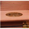 Image 3 : Cherry Wood Deluxe Cigar Humidor