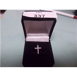 PENDANT - 14K WHITE GOLD - .35CT (11) ROUND FACETTED DIAMONDS WITH BRILLIANT CUT -  - INCLUDES CERTI