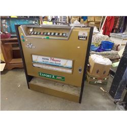 VINTAGE CIGARETTE MACHINE - DAY CAP - COIN OPERATED - UNTESTED