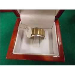 RING - STAMPED 925 - WAVY EDGE WITH GOLD? CENTER - SZ 9 - RG-SV-15 - RETAIL $139.99