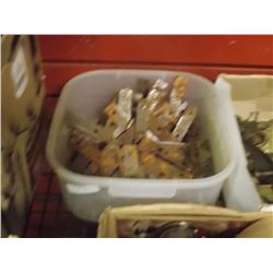 BOX OF L-BRACKETS
