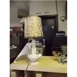VINTAGE LAMP
