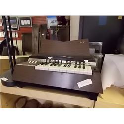 VINTAGE ELECTRIC ORGAN