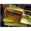 Image 2 : PINE ROLL TOP BREAD BOX