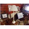 Image 1 : VINTAGE TALL TABLE LAMP - WHITE