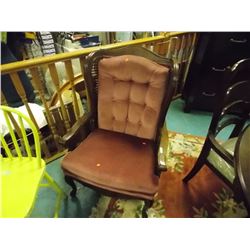 FRENCH PROVINCIAL STYLE WOOD CHAIR - WITH CUSION