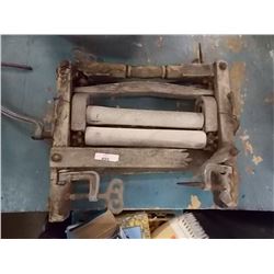 VINTAGE WRINGER - MANGLE